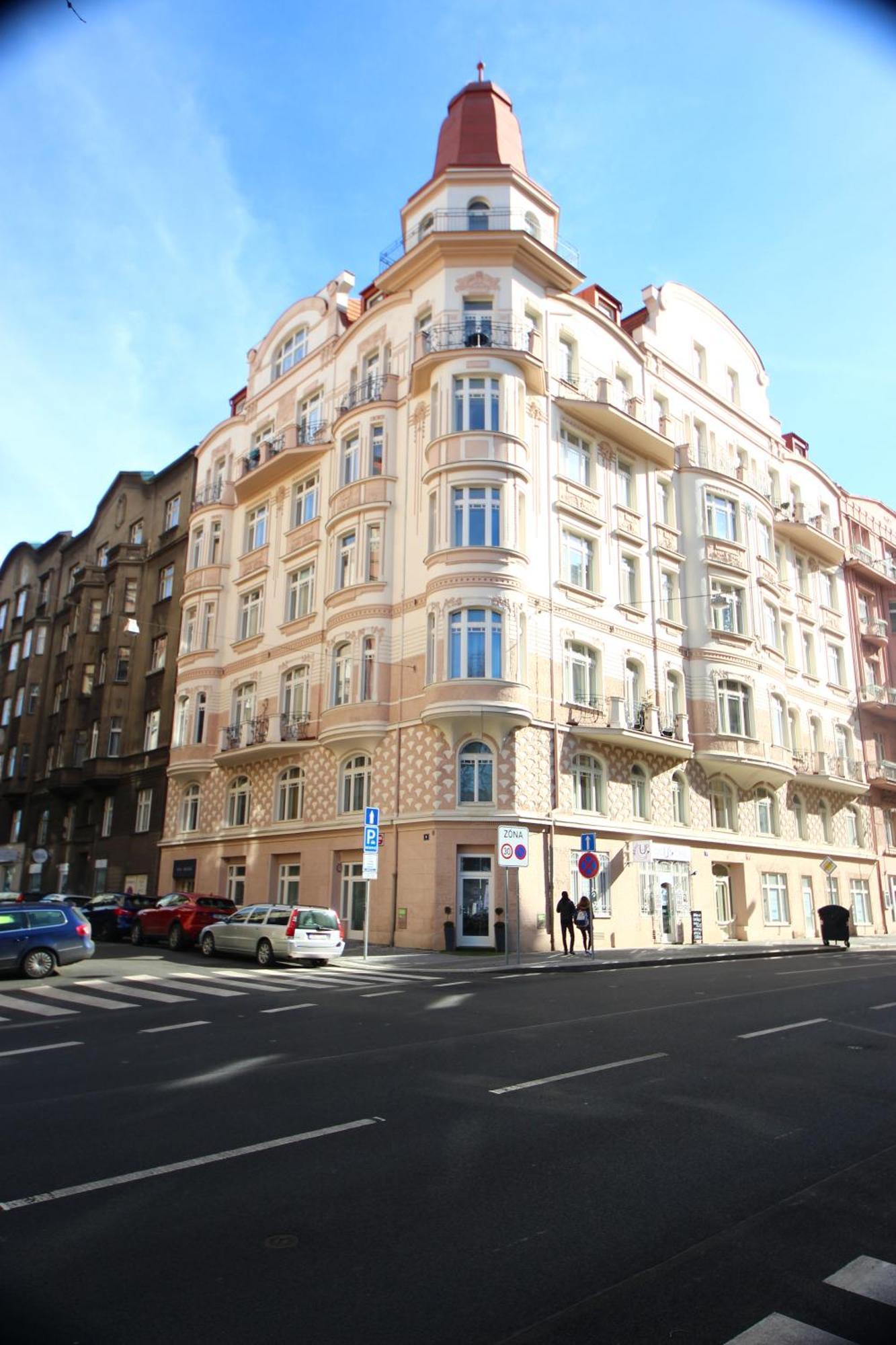 Quiet Apartment In The City Center With Own Terrace Prag Eksteriør billede