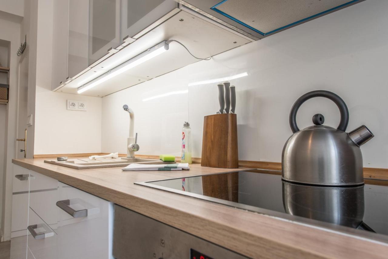 Quiet Apartment In The City Center With Own Terrace Prag Eksteriør billede
